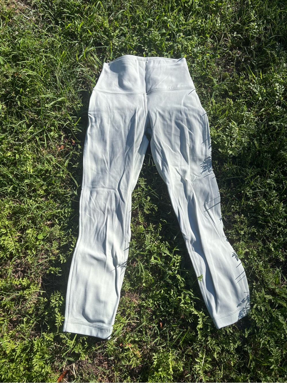 Pastel green lululemon leggings size 4